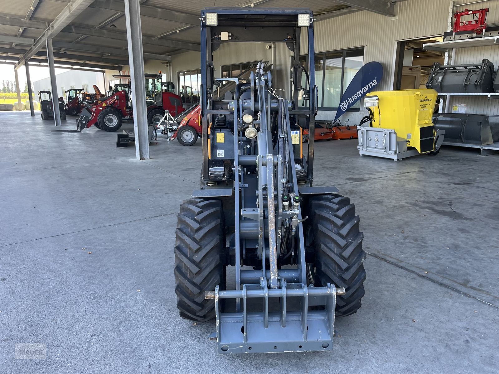 Hoflader typu GiANT V452T mit Weidemann HV, Gebrauchtmaschine v Burgkirchen (Obrázek 3)