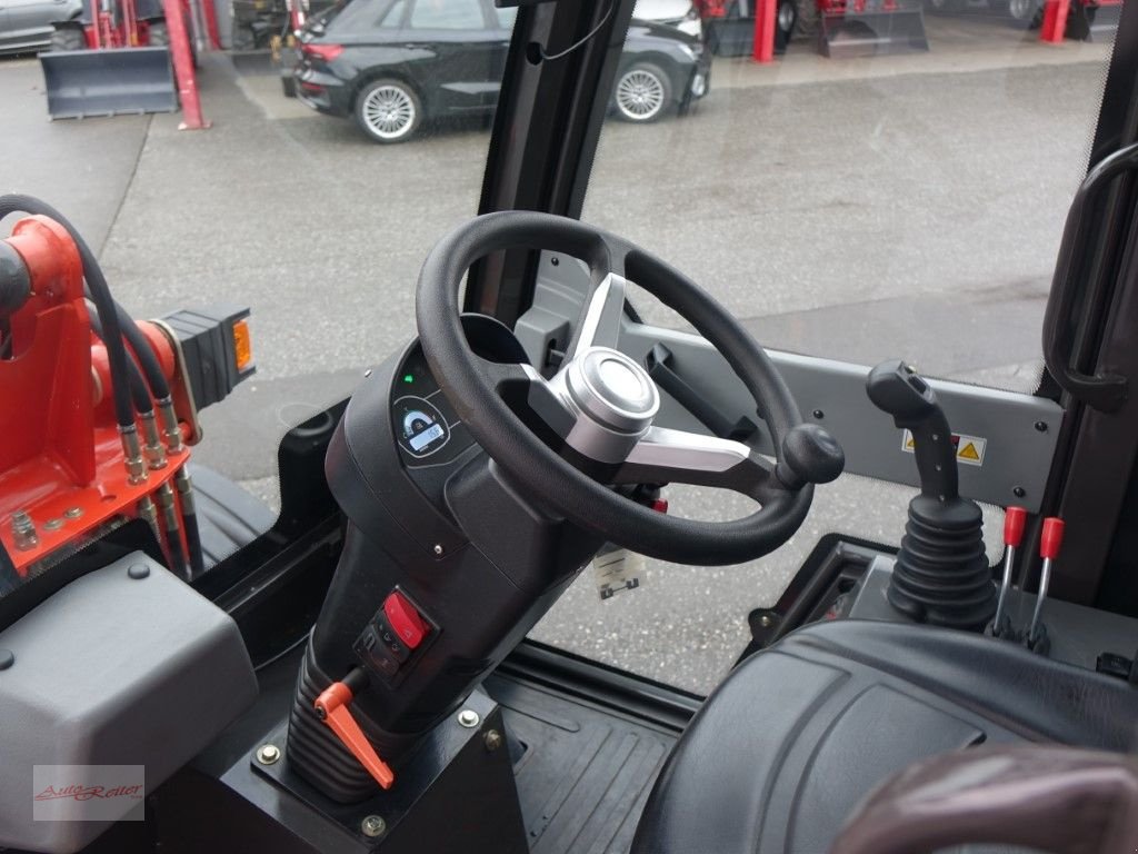 Hoflader типа Grizzly 810+ 4WD 2 J. mobile Garantie! Straßenzulassung!, Gebrauchtmaschine в Fohnsdorf (Фотография 11)