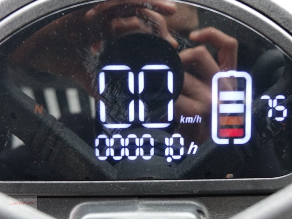 Hoflader типа Grizzly 810 Elektro Hoflader mit Allrad 2 Jahre mobile G, Gebrauchtmaschine в Fohnsdorf (Фотография 9)