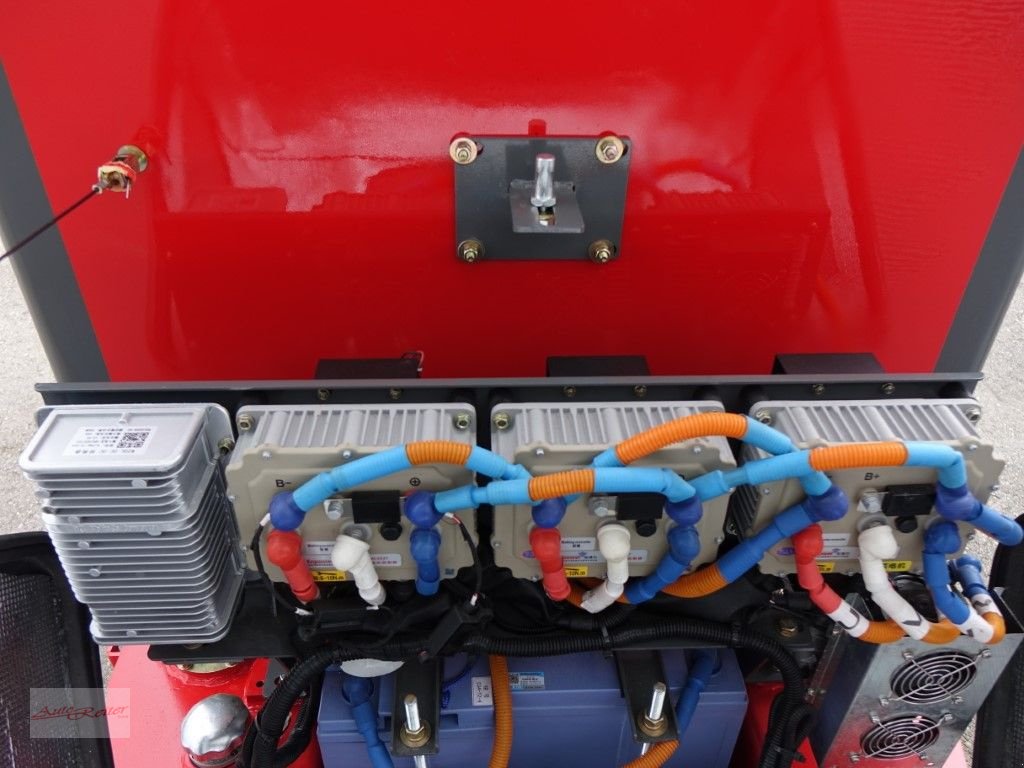 Hoflader van het type Grizzly 810 Elektro Hoflader mit Allrad offene Kabine, Neumaschine in Fohnsdorf (Foto 9)