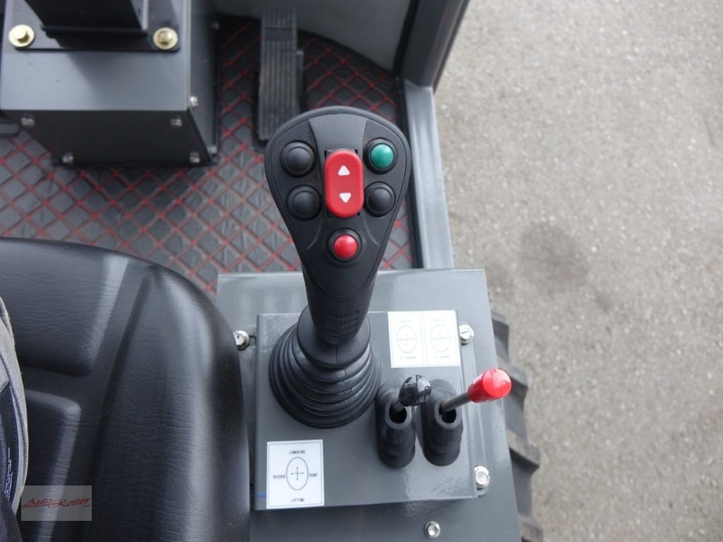 Hoflader van het type Grizzly 810 Elektro Hoflader mit Allrad offene Kabine, Neumaschine in Fohnsdorf (Foto 27)