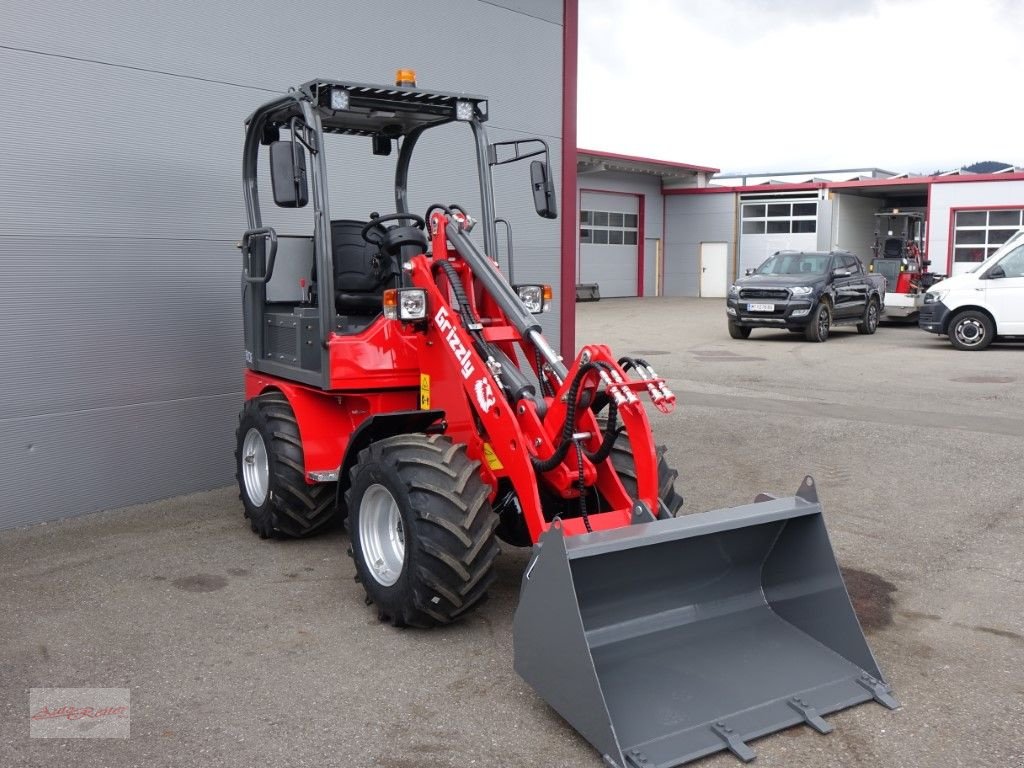 Hoflader van het type Grizzly 810 Elektro Hoflader mit Allrad offene Kabine, Neumaschine in Fohnsdorf (Foto 4)