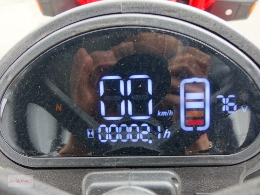 Hoflader van het type Grizzly 810 Elektro Hoflader mit Allrad offene Kabine, Neumaschine in Fohnsdorf (Foto 12)