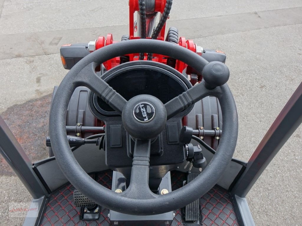 Hoflader van het type Grizzly 810 Elektro Hoflader mit Allrad offene Kabine, Neumaschine in Fohnsdorf (Foto 25)