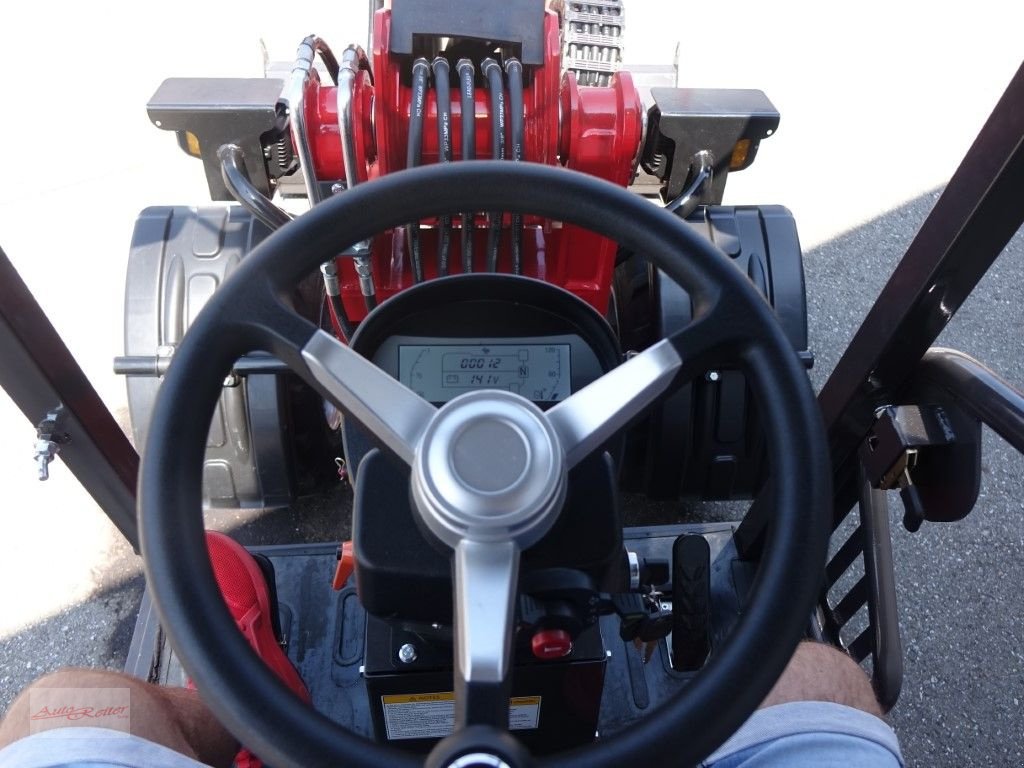 Hoflader типа Grizzly 810+T Lader 4x4 inkl. 2 Jahre mobile Garantie of, Neumaschine в Fohnsdorf (Фотография 12)