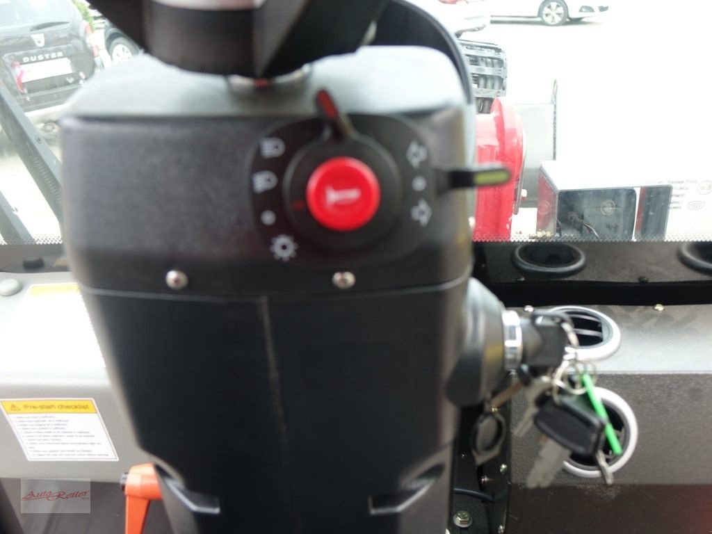 Hoflader a típus Grizzly 810+Telelader 4WD Mit 2 Jahren mobile Garantie!, Neumaschine ekkor: Fohnsdorf (Kép 25)