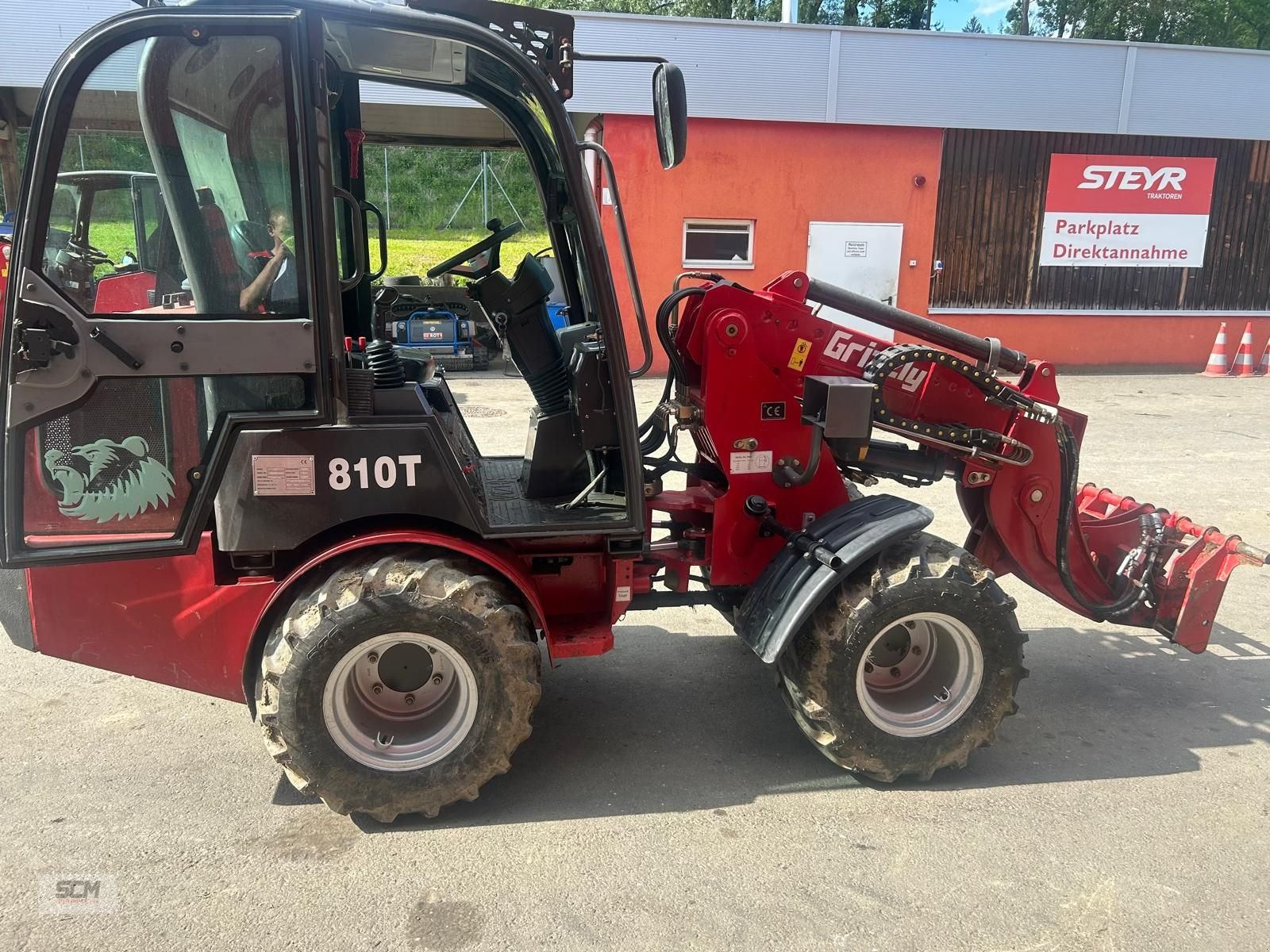 Hoflader of the type Grizzly 810T, Gebrauchtmaschine in St. Marein (Picture 1)