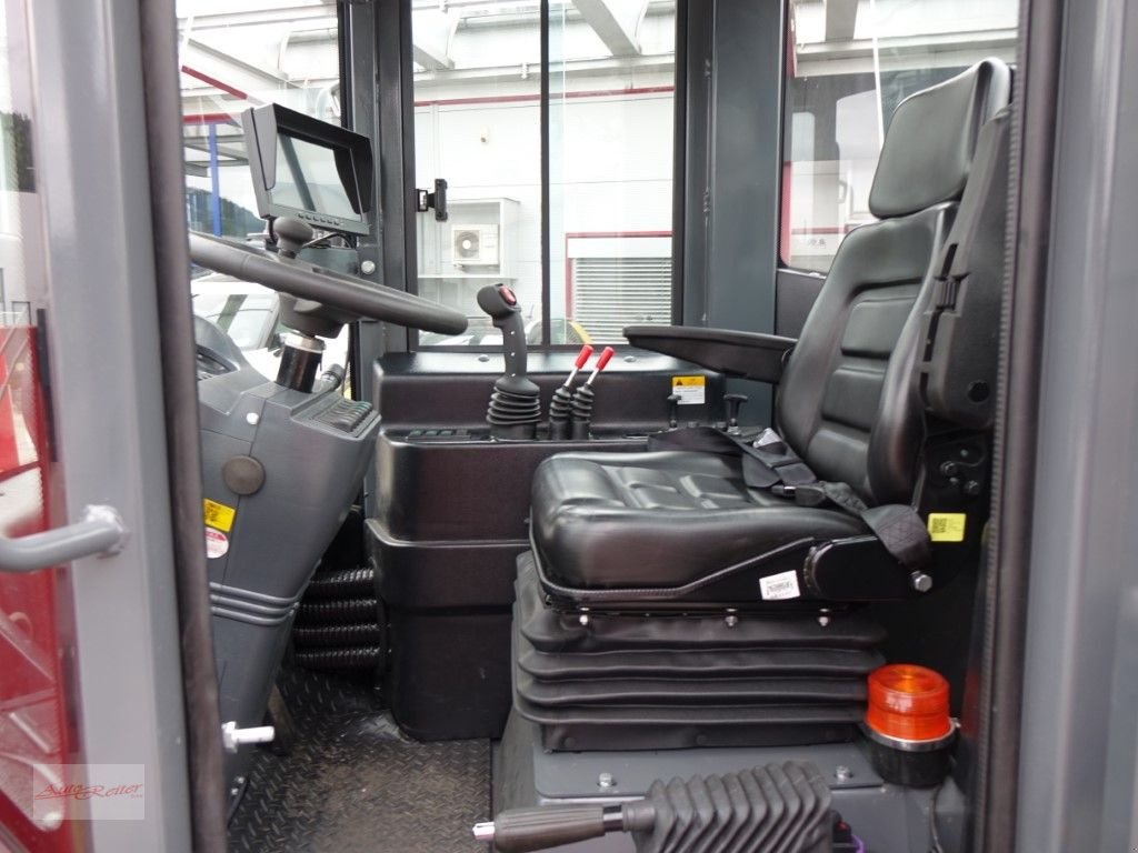 Hoflader of the type Grizzly 926 4WD; KLIMA; Profi Qualität, Neumaschine in Fohnsdorf (Picture 13)