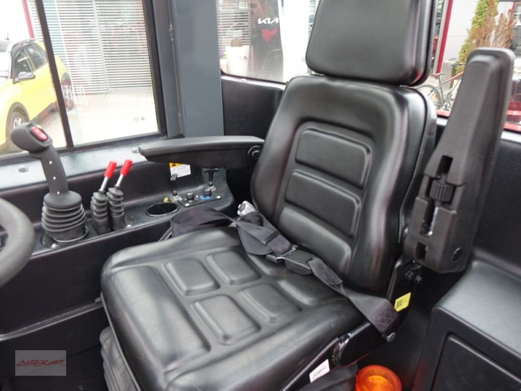 Hoflader of the type Grizzly 926 4WD; KLIMA; Profi Qualität, Neumaschine in Fohnsdorf (Picture 14)