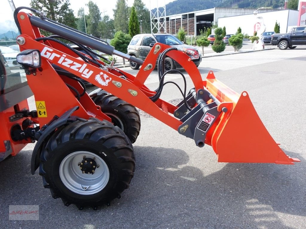Hoflader of the type Grizzly EREL10 E-Lader 4WD 2J. mobile Garantie, Neumaschine in Fohnsdorf (Picture 15)