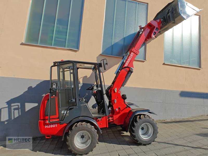 Hoflader of the type Heitec 1,5to. Hubkraft, Neumaschine in Kirchdorf (Picture 1)