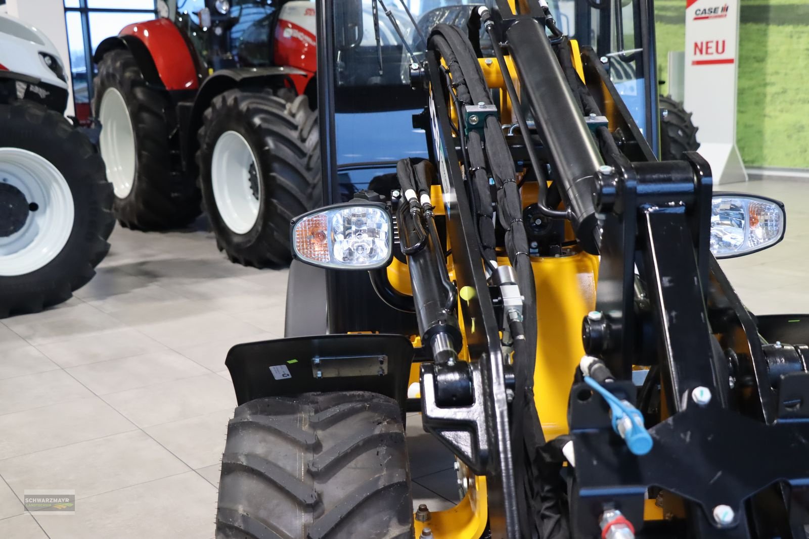 Hoflader Türe ait JCB 403 Agri 26PS Hoflader - Symbolfotos, Neumaschine içinde Gampern (resim 11)