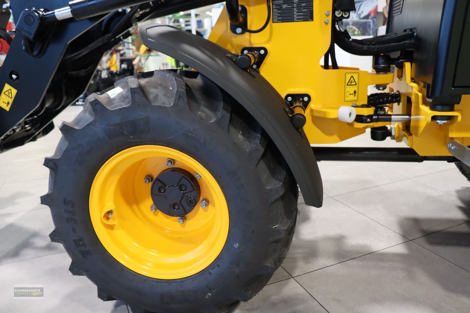 Hoflader Türe ait JCB 403 Agri 26PS Hoflader - Symbolfotos, Neumaschine içinde Gampern (resim 8)