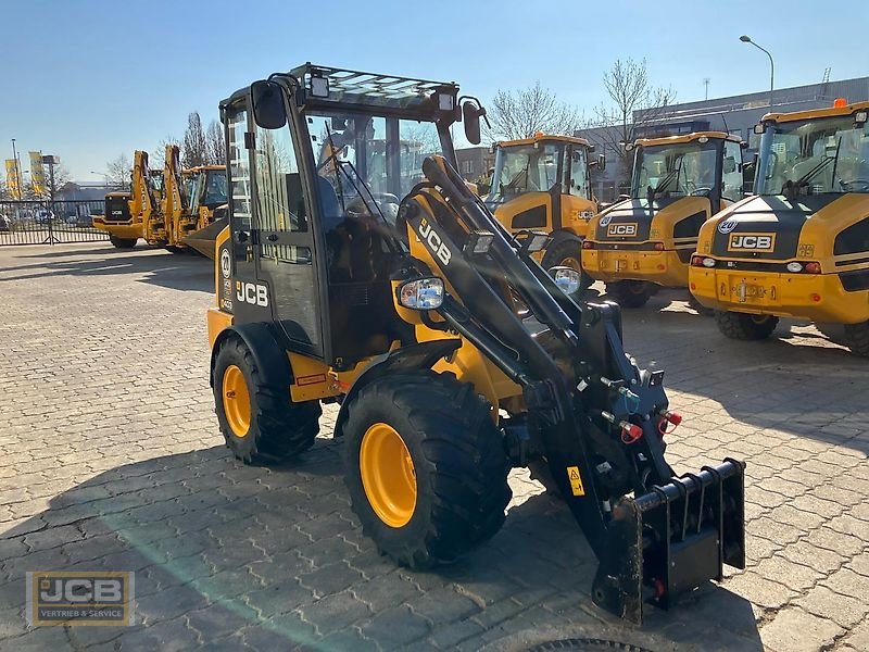 Hoflader des Typs JCB 403 Agri High Lift, Gebrauchtmaschine in Frechen (Bild 8)