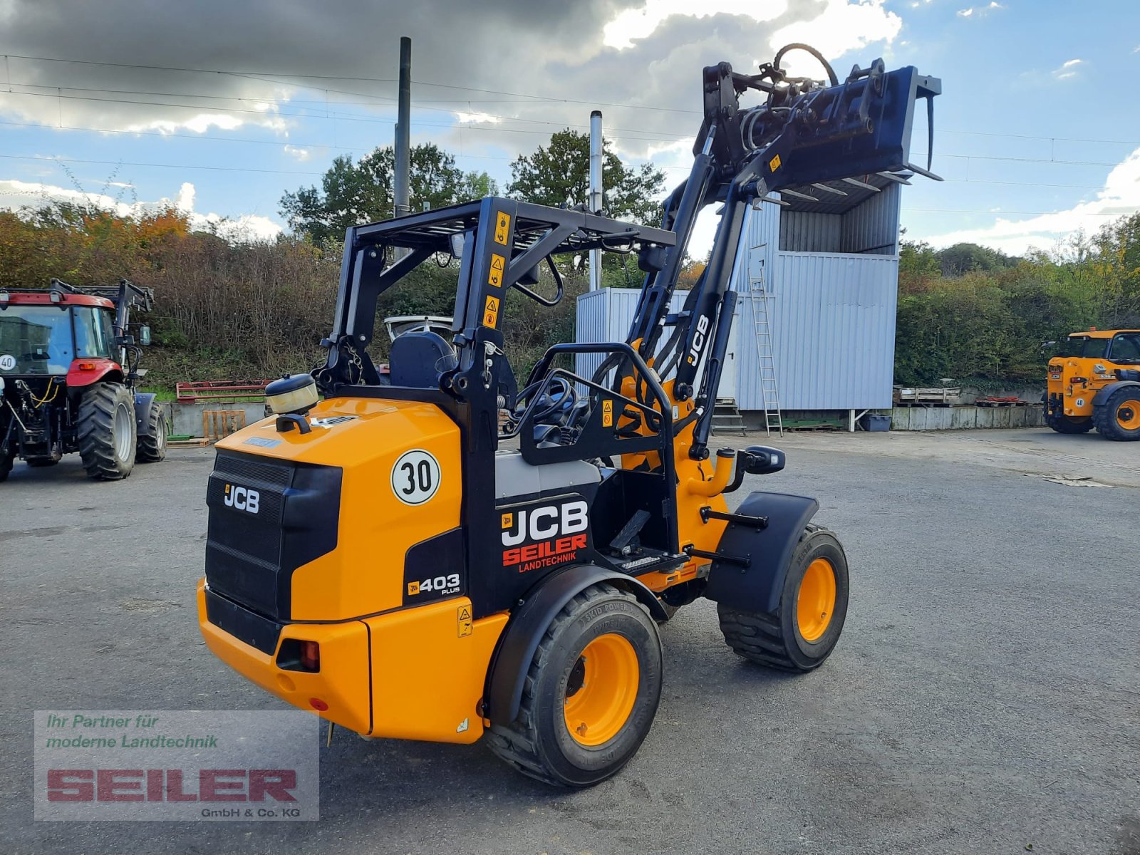 Hoflader от тип JCB 403 Agri PLUS, Gebrauchtmaschine в Ansbach (Снимка 2)