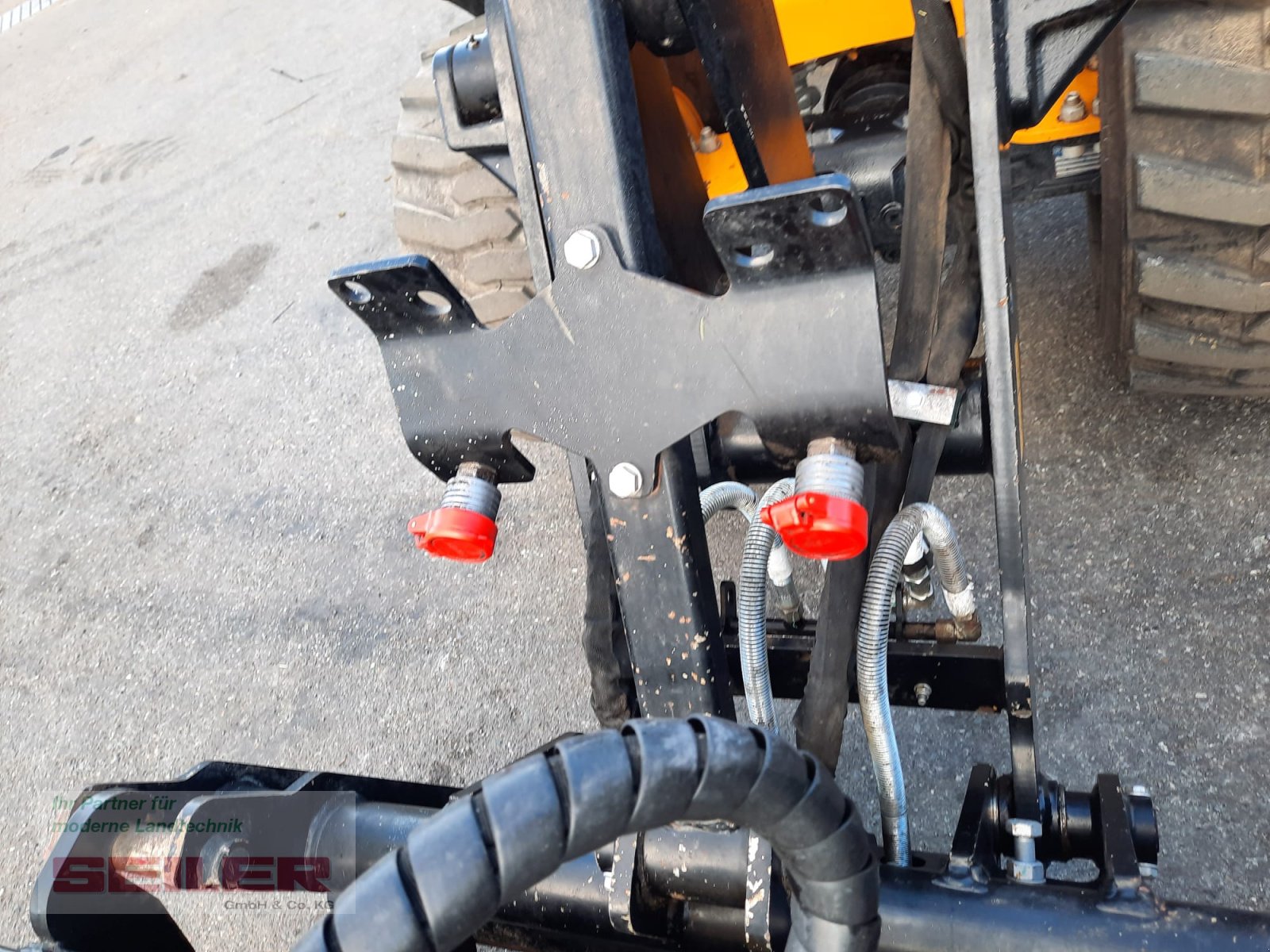 Hoflader от тип JCB 403 Agri PLUS, Gebrauchtmaschine в Ansbach (Снимка 8)