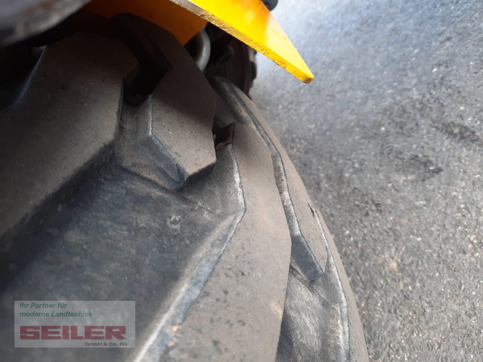 Hoflader от тип JCB 403 Agri PLUS, Gebrauchtmaschine в Ansbach (Снимка 11)