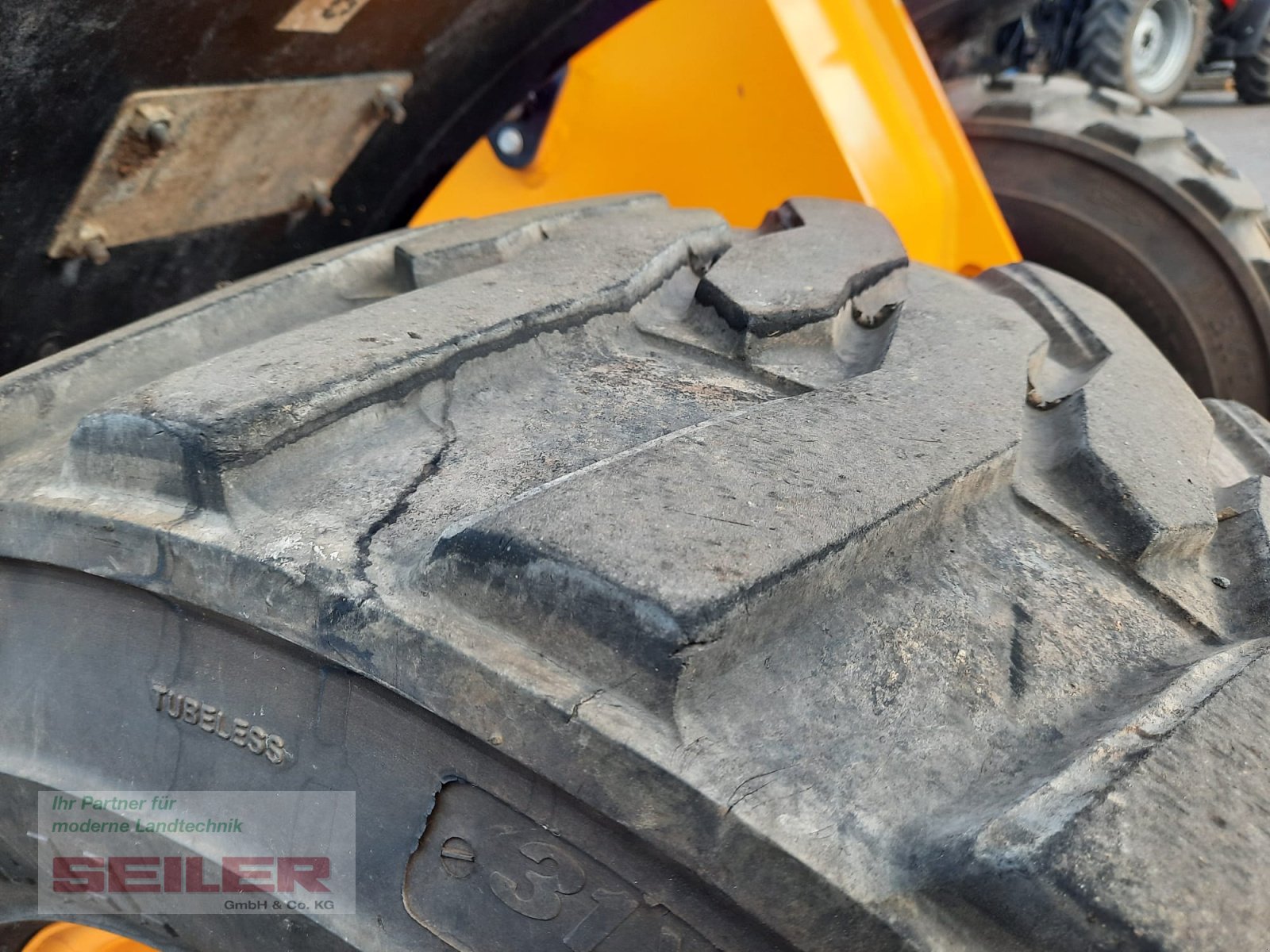 Hoflader от тип JCB 403 Agri PLUS, Gebrauchtmaschine в Ansbach (Снимка 12)