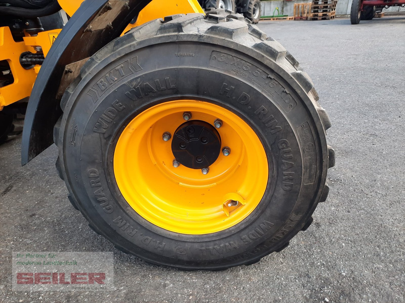 Hoflader от тип JCB 403 Agri PLUS, Gebrauchtmaschine в Ansbach (Снимка 13)