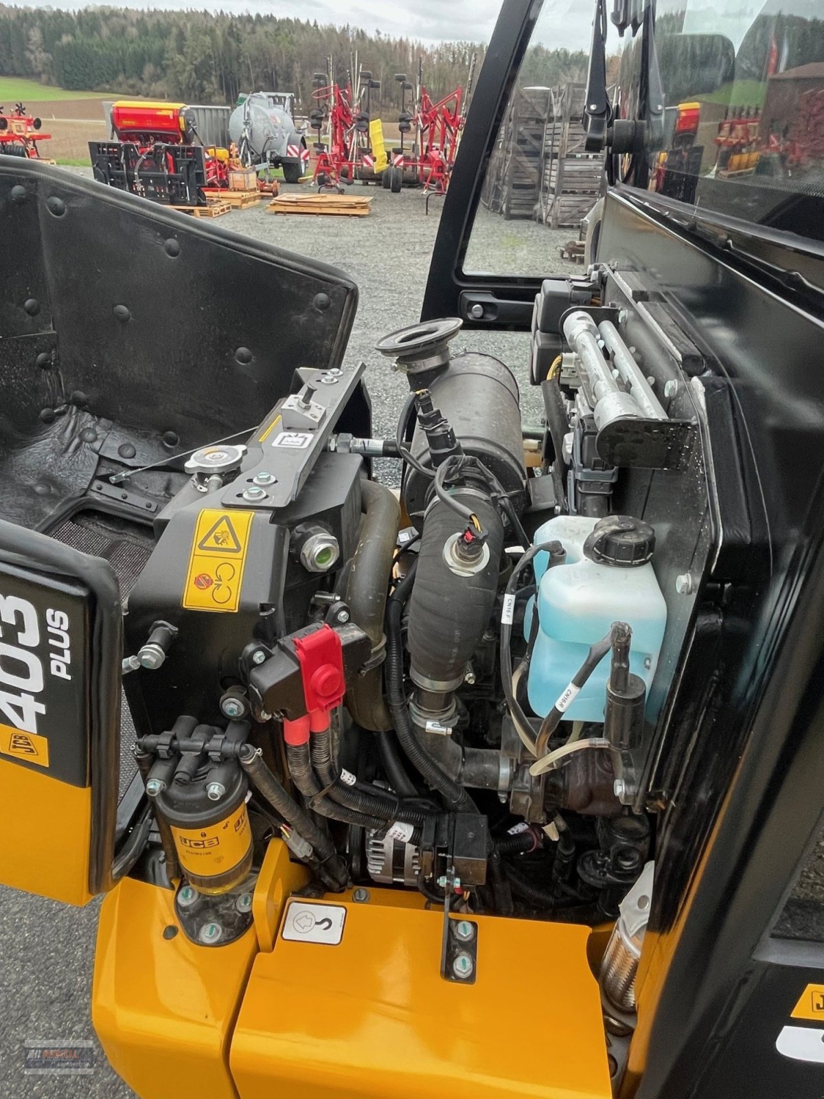 Hoflader of the type JCB 403 Agri Plus, Gebrauchtmaschine in Lichtenfels (Picture 12)