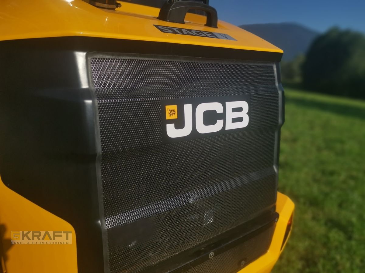 Hoflader des Typs JCB 403 Agri, Neumaschine in St. Johann in Tirol (Bild 7)