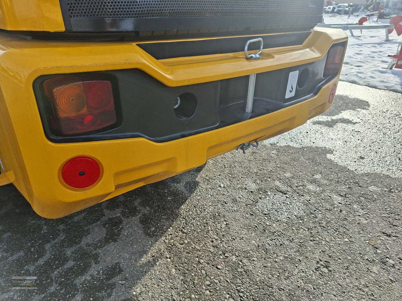 Hoflader of the type JCB 403 Agri, Neumaschine in Gampern (Picture 11)