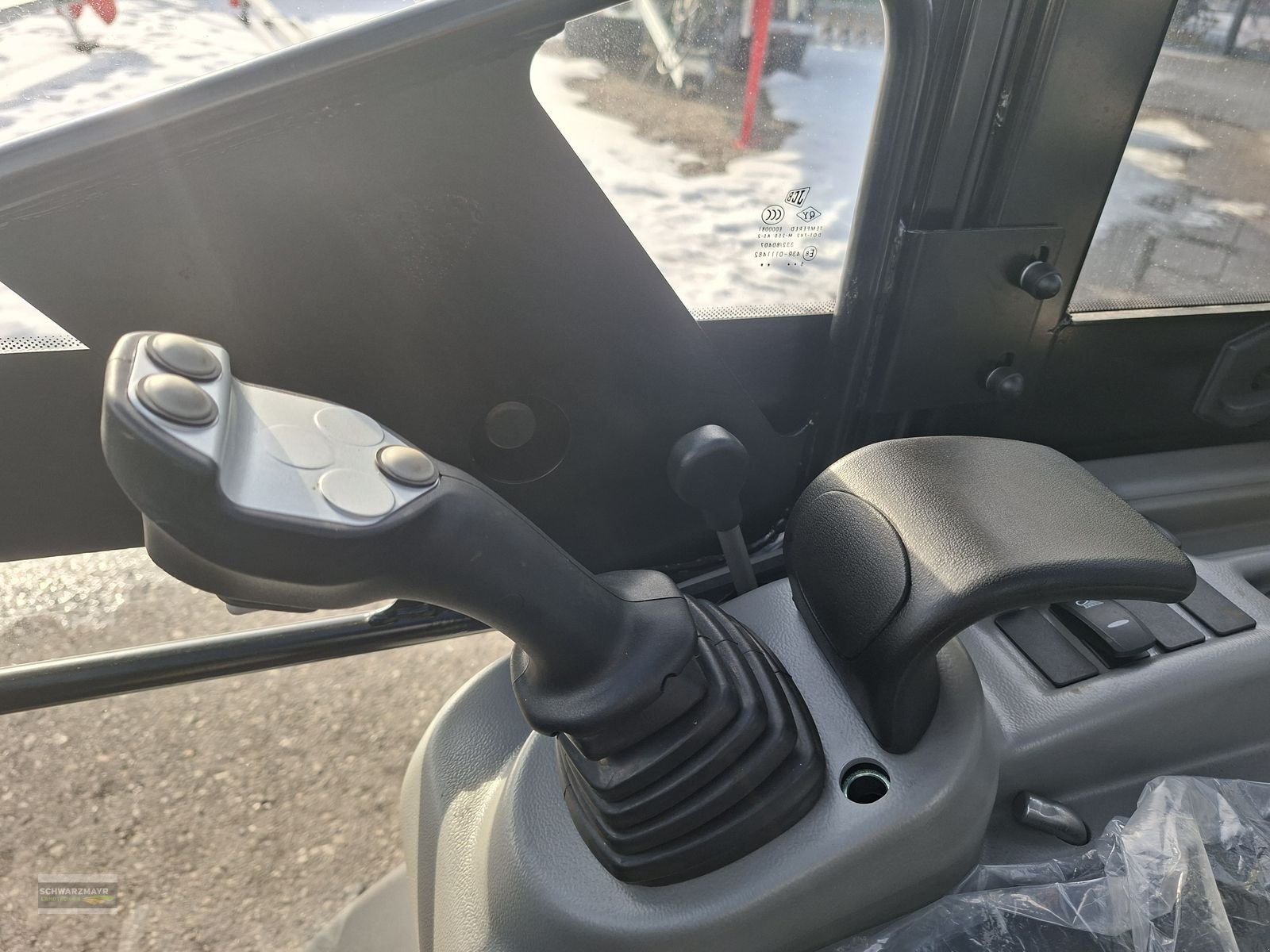 Hoflader of the type JCB 403 Agri, Neumaschine in Gampern (Picture 17)