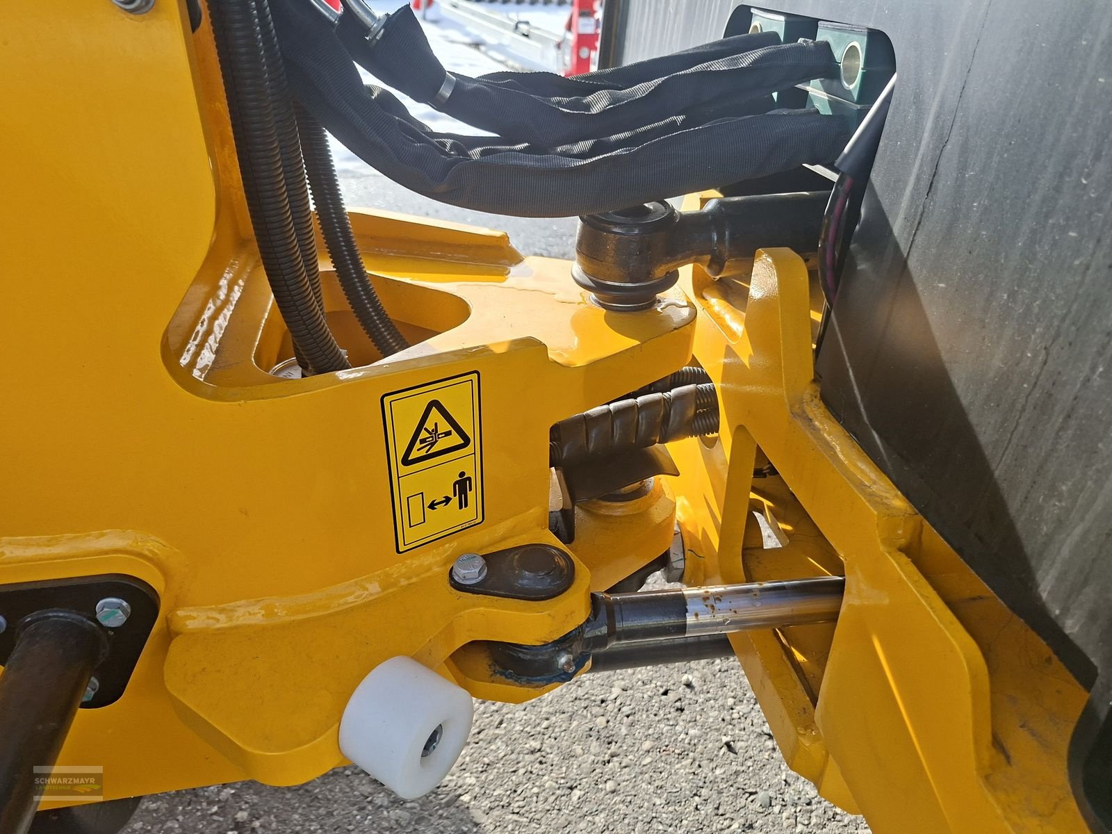 Hoflader of the type JCB 403 Agri, Neumaschine in Gampern (Picture 12)