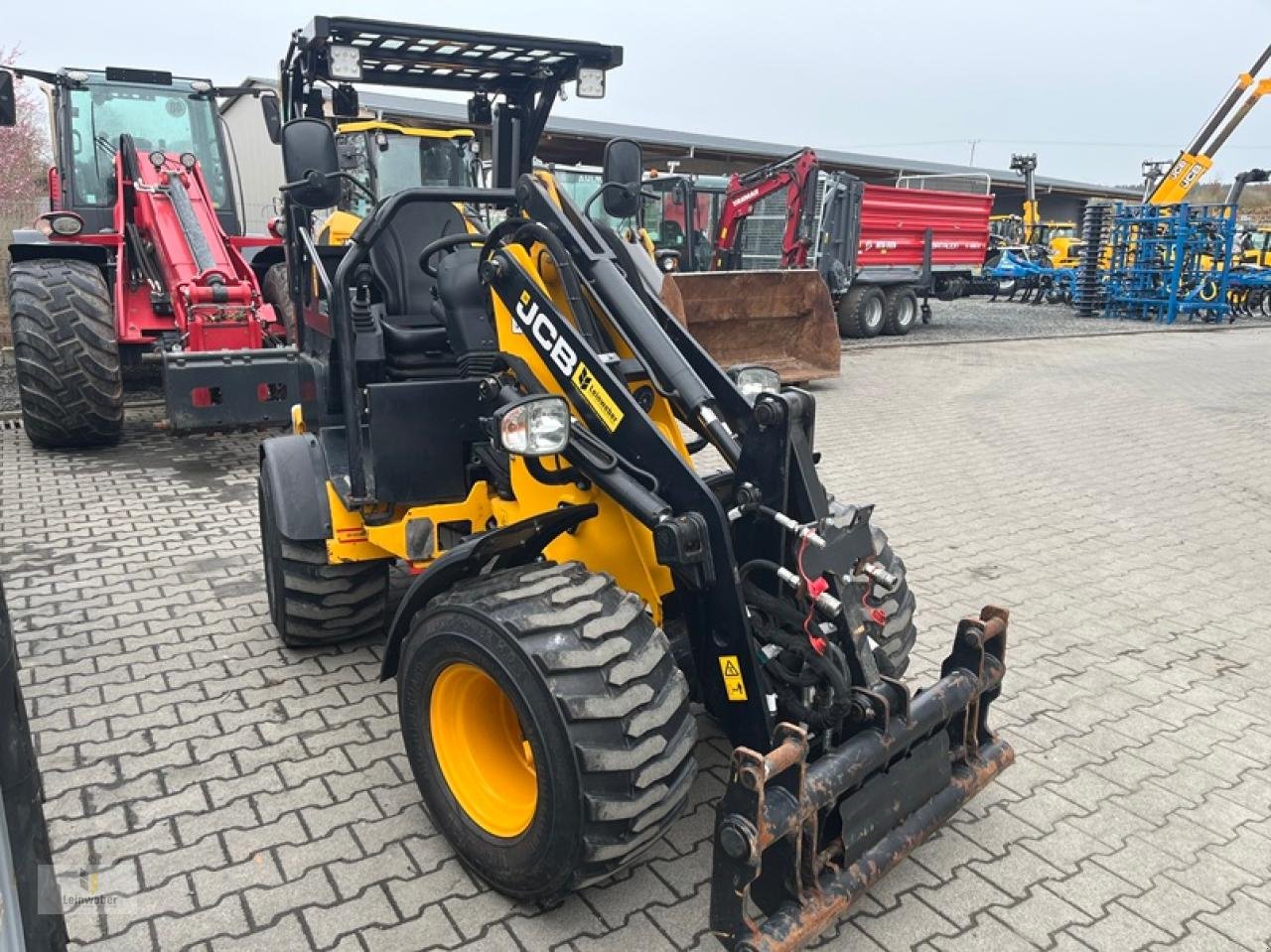 Hoflader za tip JCB 403 E Agri, Mietmaschine u Neuhof - Dorfborn (Slika 2)