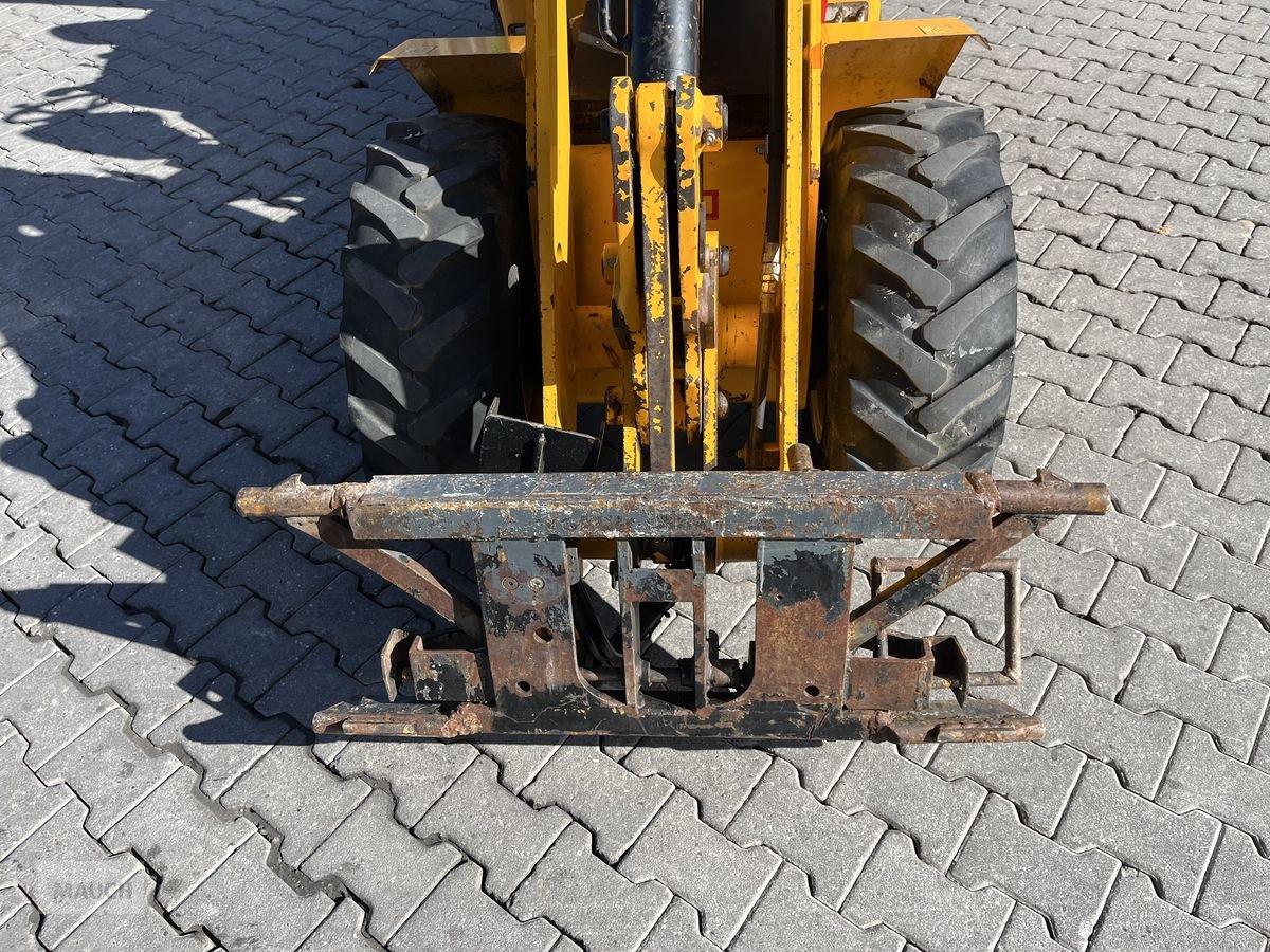 Hoflader des Typs JCB 403 mit Euroaufnahme, Gebrauchtmaschine in Burgkirchen (Bild 8)