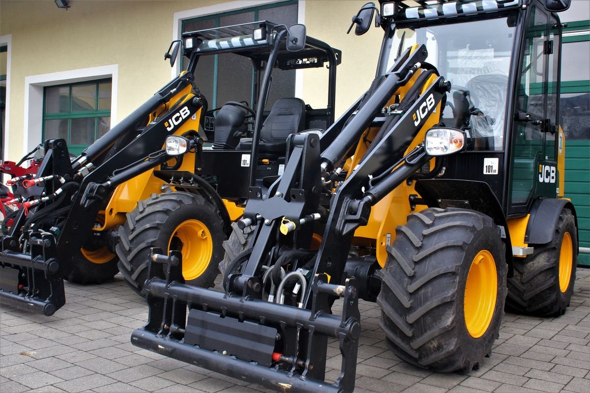Hoflader of the type JCB 403 PLUS, Neumaschine in Pischelsdorf (Picture 11)