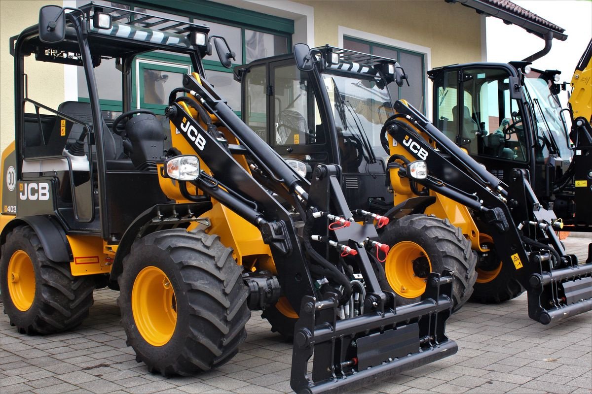 Hoflader of the type JCB 403 PLUS, Neumaschine in Pischelsdorf (Picture 12)