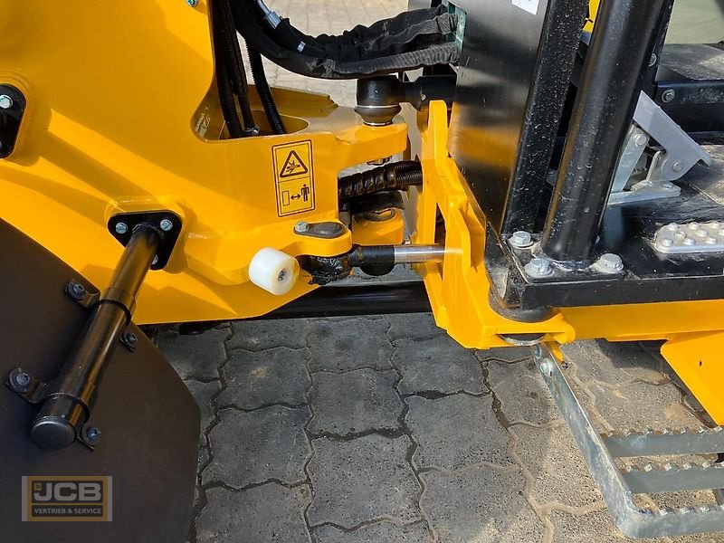 Hoflader of the type JCB 403 Smart Power Schutzdach, Gebrauchtmaschine in Frechen (Picture 11)