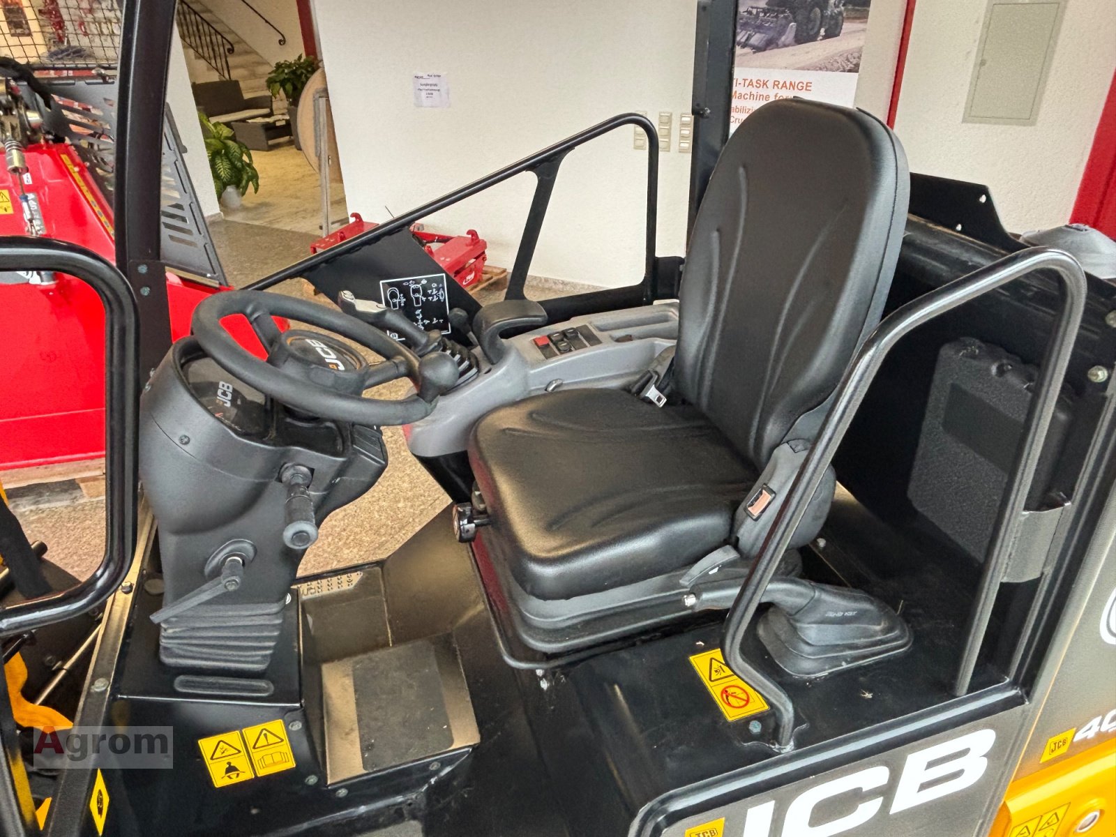 Hoflader типа JCB 403 Smart Power, Neumaschine в Gesingen (Фотография 5)