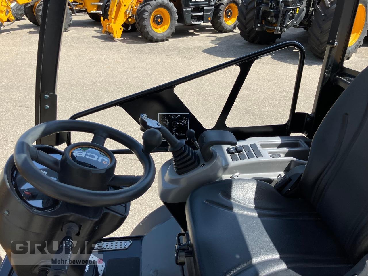 Hoflader of the type JCB 403 Smart Power, Gebrauchtmaschine in Friedberg-Derching (Picture 17)