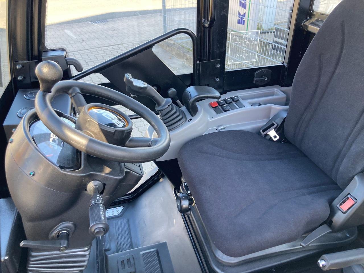 Hoflader a típus JCB 403 Smart Power, Gebrauchtmaschine ekkor: Stuhr (Kép 6)