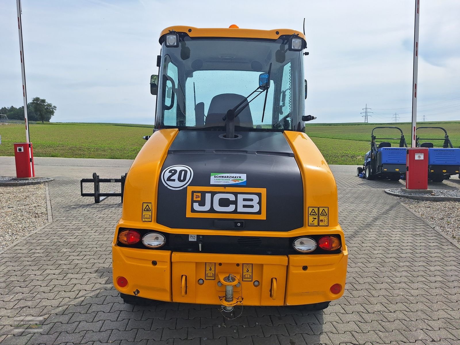 Hoflader des Typs JCB 407 SV, Vorführmaschine in Aurolzmünster (Bild 9)