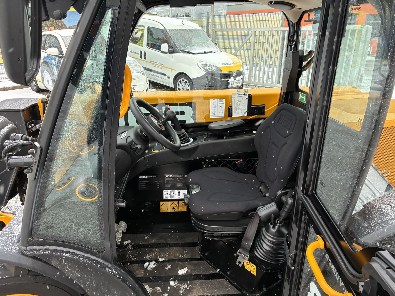 Hoflader του τύπου JCB 514-40, Gebrauchtmaschine σε Villach (Φωτογραφία 5)