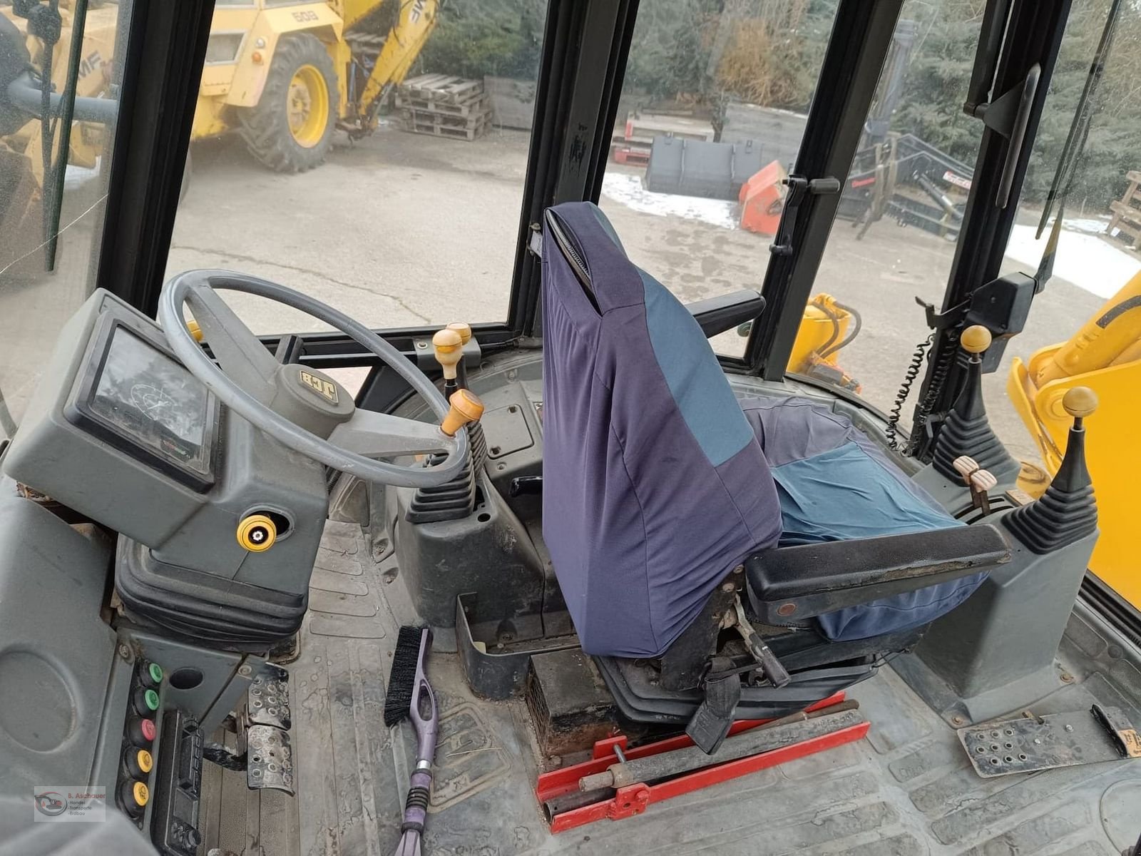 Hoflader del tipo JCB CB 3CX-4 Baggerlader Allrad, Gebrauchtmaschine In Dimbach (Immagine 8)