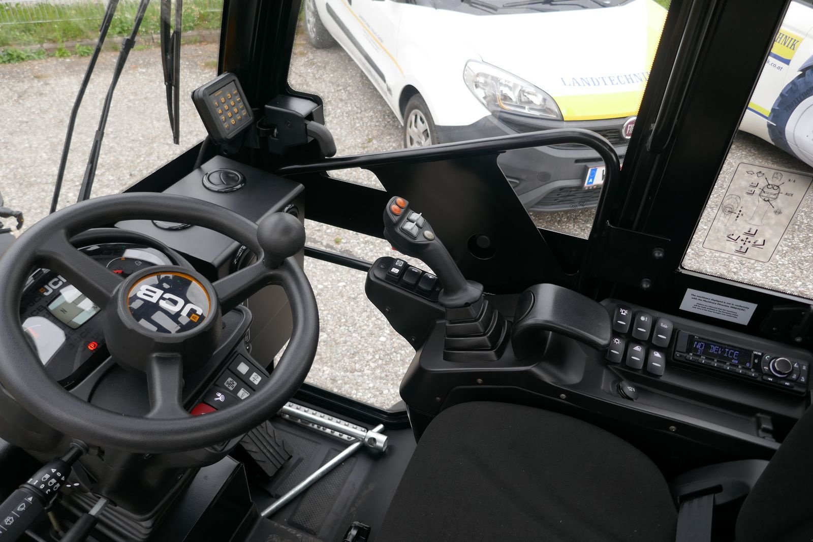 Hoflader of the type JCB TM 110, Gebrauchtmaschine in Villach (Picture 11)