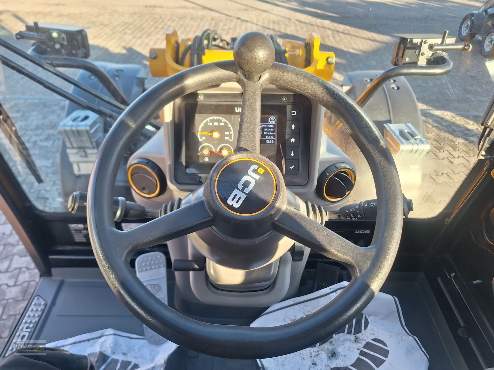 Hoflader of the type JCB TM 320 S, Vorführmaschine in Aurolzmünster (Picture 22)