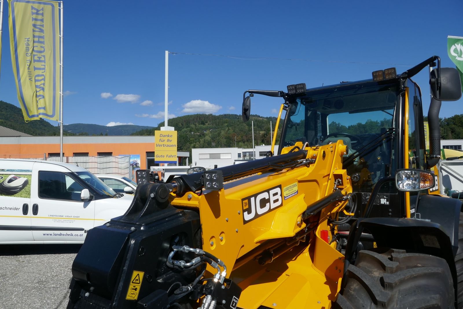 Hoflader del tipo JCB TM 320, Gebrauchtmaschine In Villach (Immagine 23)