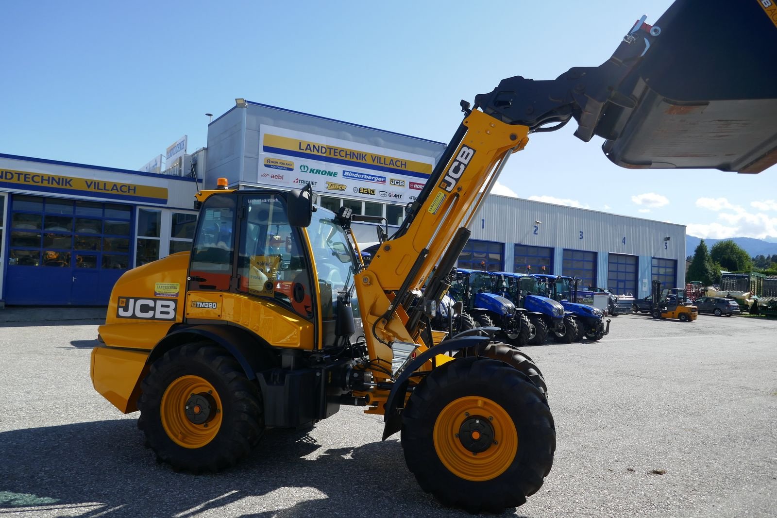 Hoflader del tipo JCB TM 320, Gebrauchtmaschine In Villach (Immagine 8)