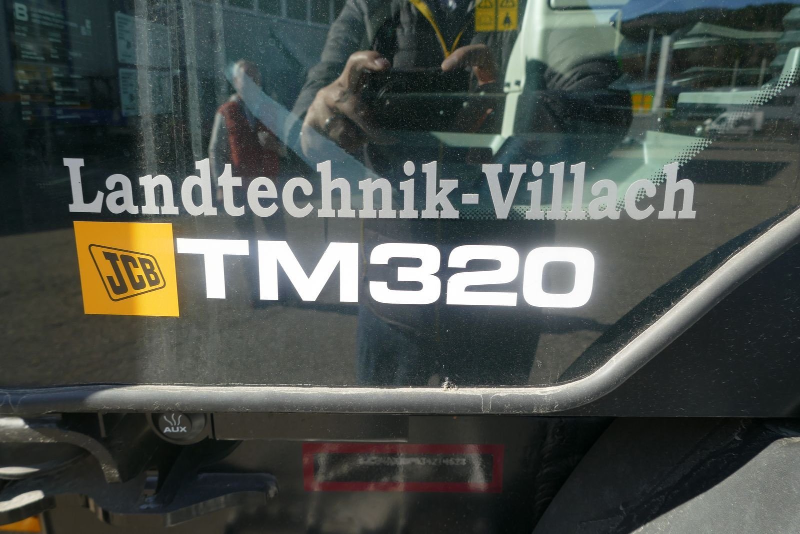 Hoflader του τύπου JCB TM 320, Gebrauchtmaschine σε Villach (Φωτογραφία 4)