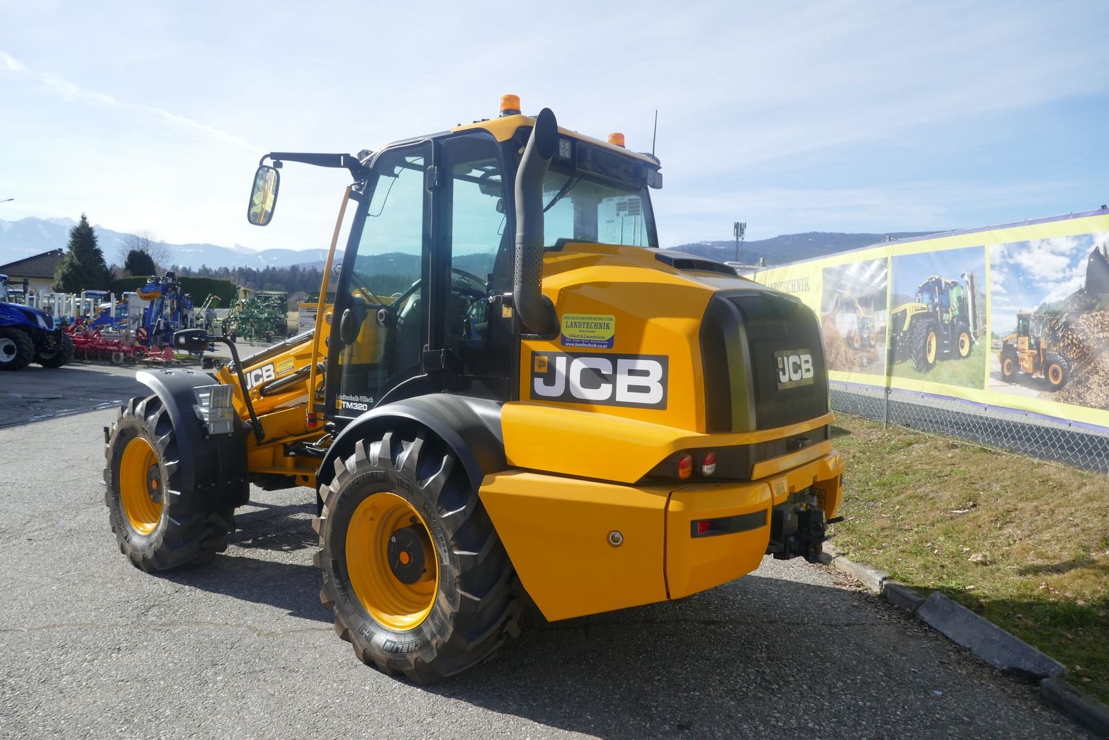 Hoflader του τύπου JCB TM 320, Gebrauchtmaschine σε Villach (Φωτογραφία 3)