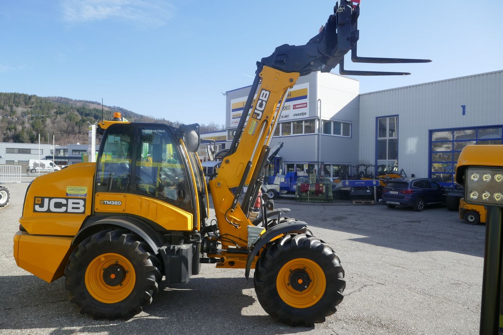 Hoflader του τύπου JCB TM 320, Gebrauchtmaschine σε Villach (Φωτογραφία 9)