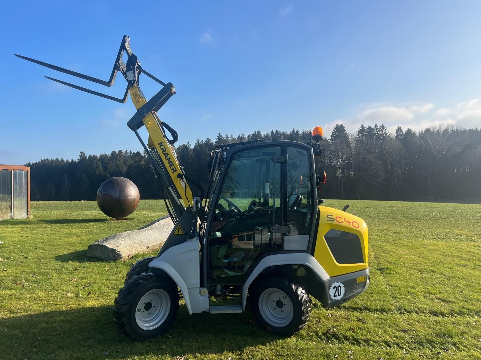 Hoflader des Typs Kramer 5040, Gebrauchtmaschine in NATTERNBACH (Bild 1)