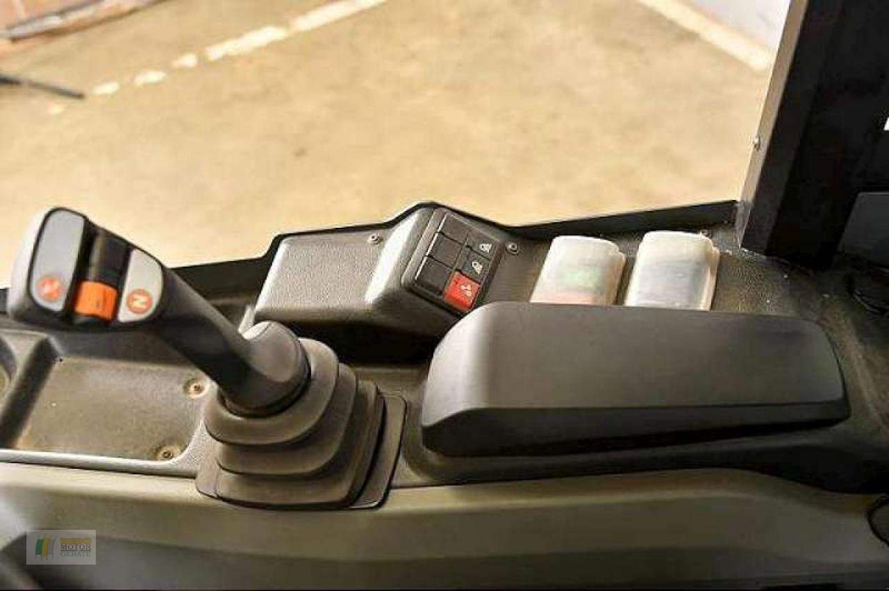 Hoflader del tipo Kramer KL 12.5 RADLADER, Gebrauchtmaschine en Cloppenburg (Imagen 7)