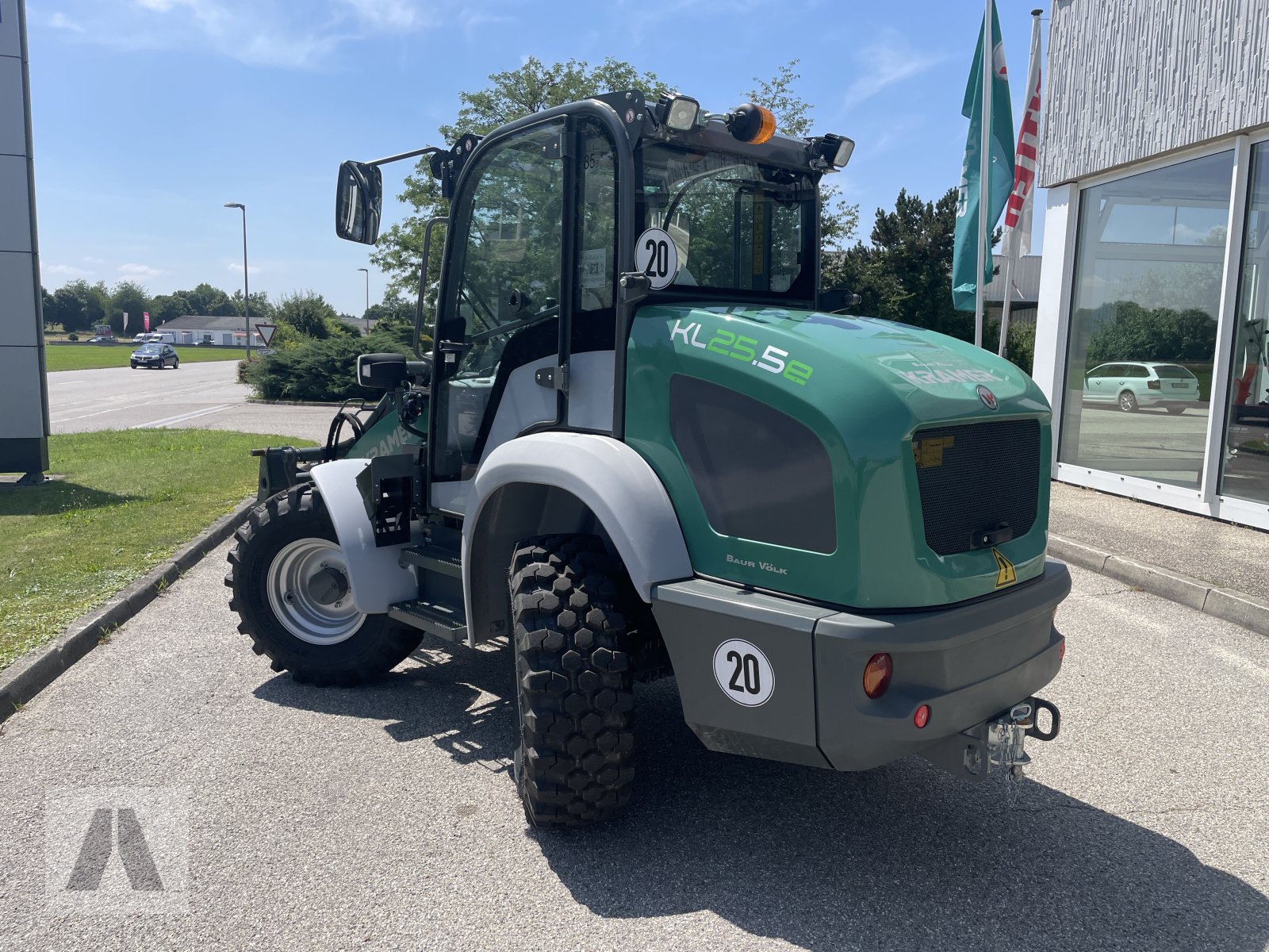 Hoflader of the type Kramer KL 25.5 e, Neumaschine in Tettenweis I Karpfham (Picture 9)