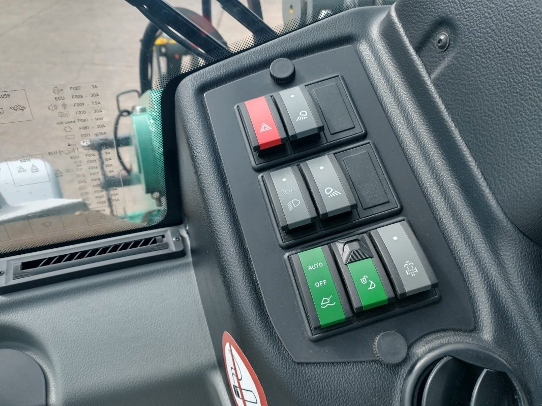 Hoflader of the type Kramer KL43.8, Gebrauchtmaschine in Plau am See / OT Klebe (Picture 14)